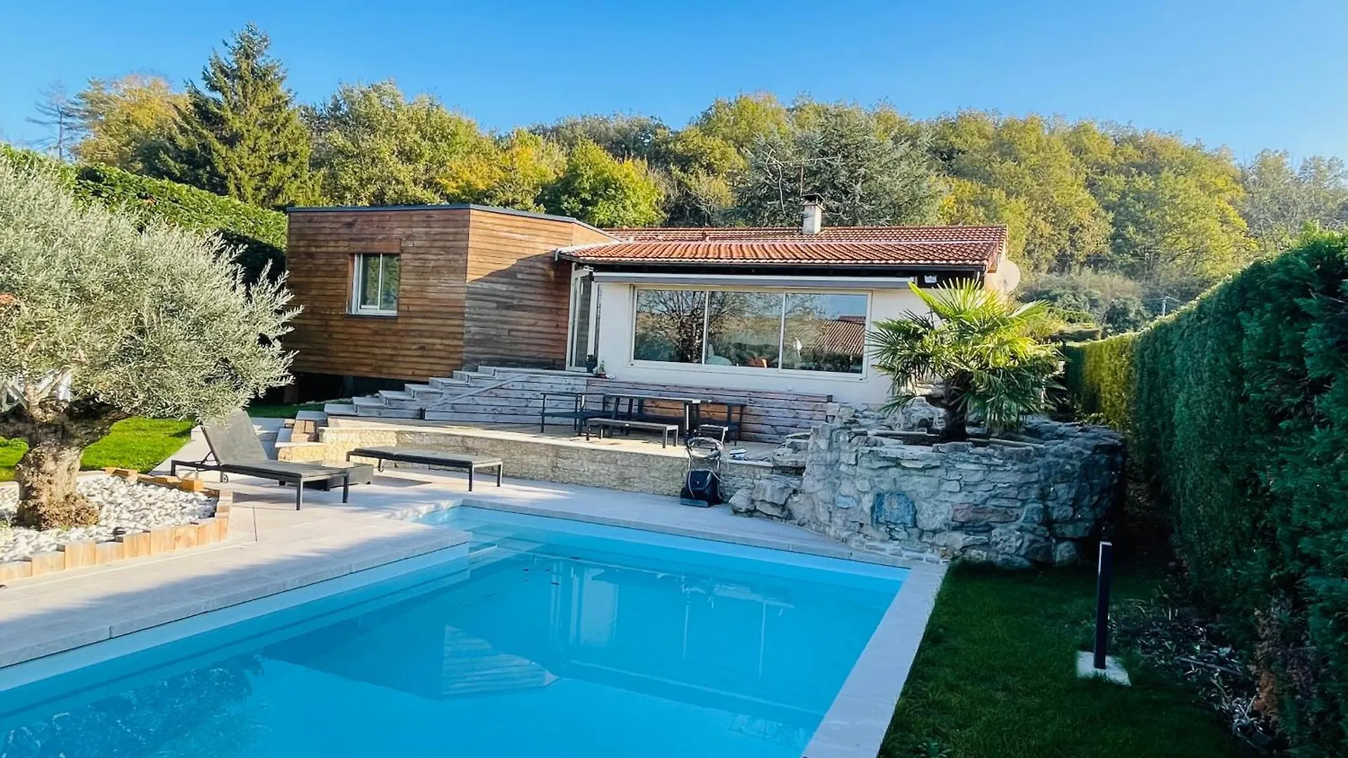 Homestay Chez Amelie Apartment Cremieu